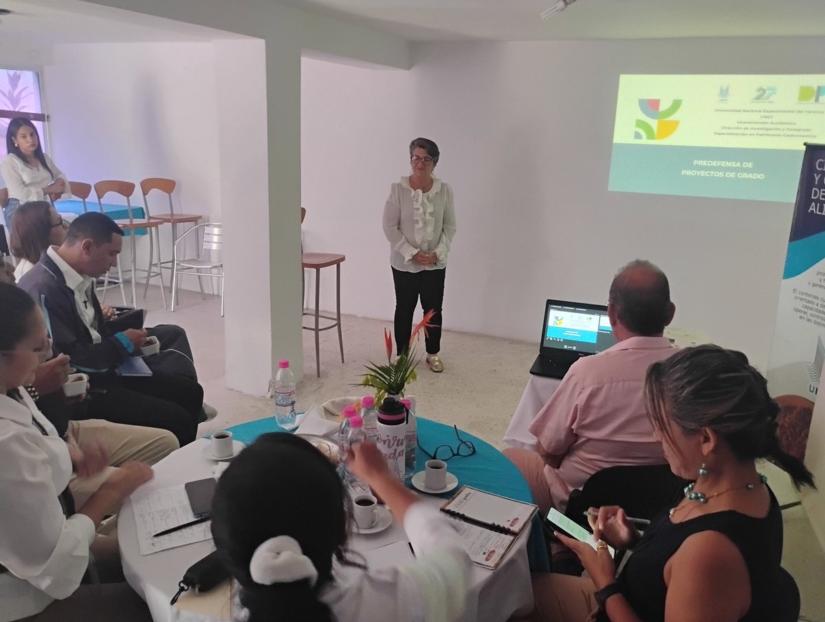 roszigui's tweet image. Hoy nuevamente se lograron aportes significativos al presentar proyectos de investigación referidos a la Cocina Afroveroense,  dulceria tradicional, cocina e inmigración, alimentación e historia de vida y símbolo, fiesta y gastronomía. 
                 instagram.com/reel/DU_RavVDf…