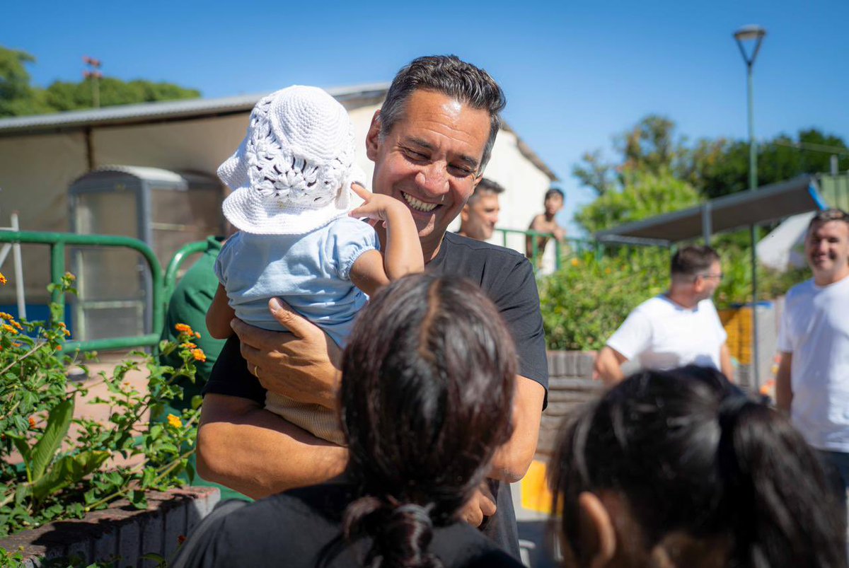 MÁS DE 36.000 NIÑOS Y NIÑAS FUERON A LA PILE GRACIAS AL DERECHO AL VERANO

Cerramos la temporada del programa #DerechoAlVerano, en un año en el que logramos que más de 36.000 niños y niñas pudieran disfrutar de las distintas piletas de la Ciudad. Así, los cordobesitos y