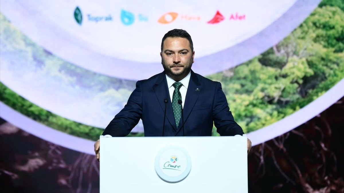 Doğanın uyanışını müjdeleyen ilk cemrenin havaya düştüğü bu anlamlı günde, #CemreVakfı Tanıtım Programı ve açılışını Cumhurbaşkanımız Sayın Recep Tayyip Erdoğan’ın teşrifleriyle gerçekleştirdik.

Onursal Başkanımız Sayın Çiğdem Karaaslan, Mütevelli Heyeti Başkanımız Sayın Prof.