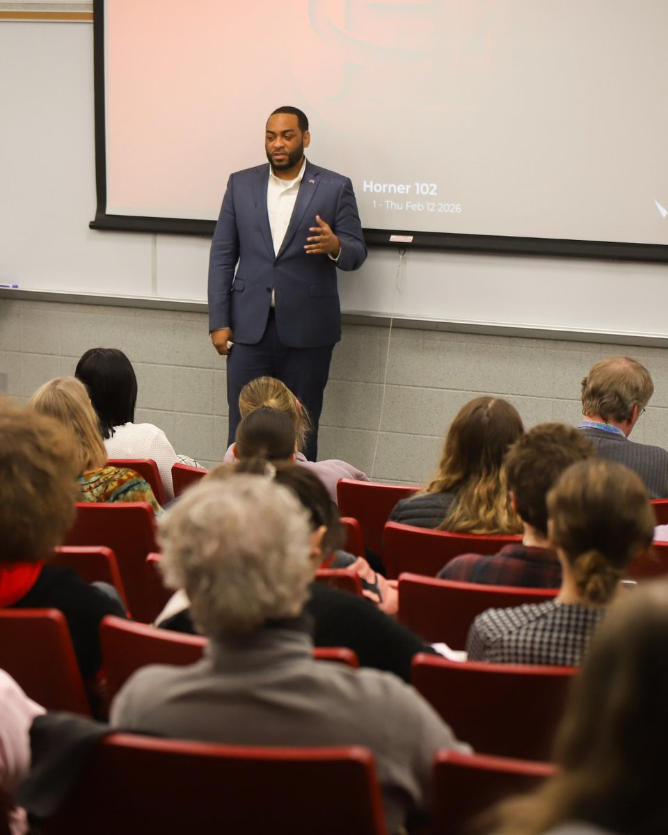 Hanover College tweet media