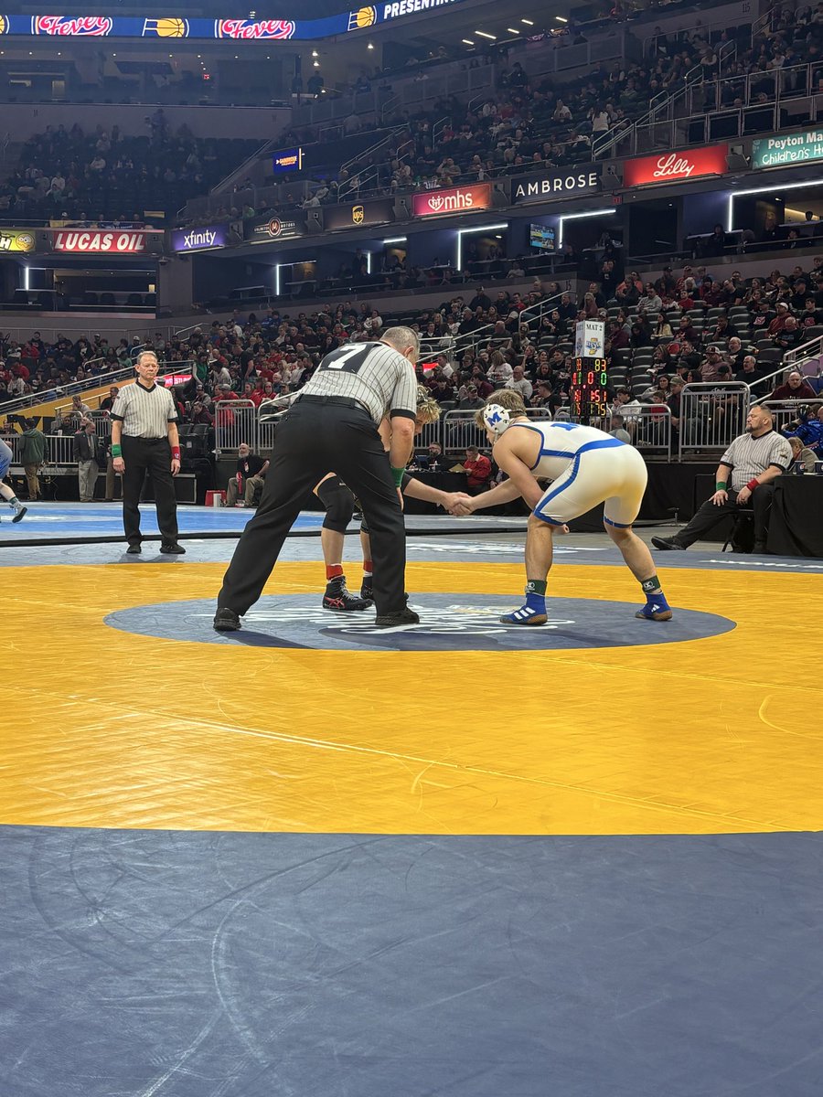 mhstigerwrestle's tweet photo. Bingo! Conner Hoar will be a State Medalist with an overtime victory over New Pal.  (Flick). https://t.co/7EAKrT00QL