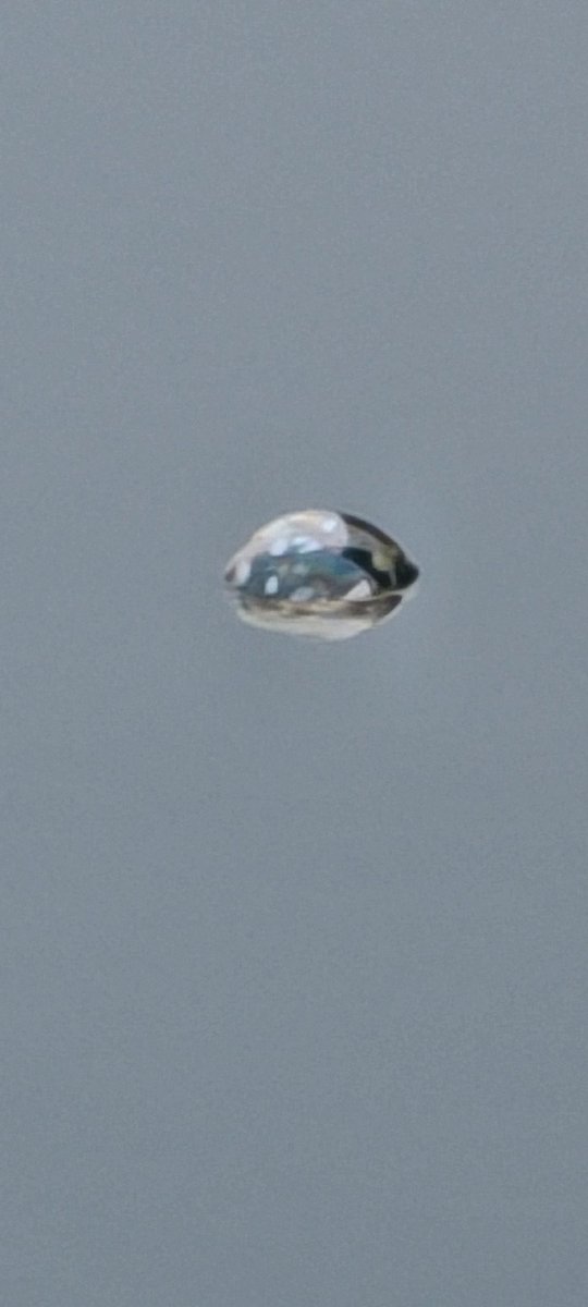 Random Art Drops tweet media