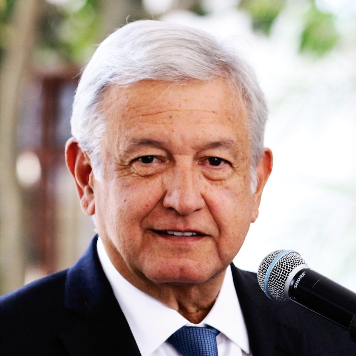 Este hombre fue el que sacó a México del atascadero Prianista.

Aquel que diga lo contrario, esta mintiendo.

¿Están de acuerdo?

🙋