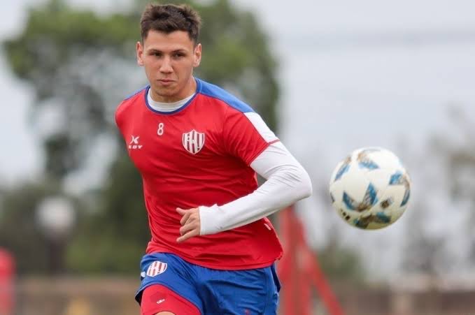 #CorvalanRoldanUnion | Ante las no salidas de Corvalán y Roldán de la entidad, ambos profesionales se suman nuevamente al plantel.