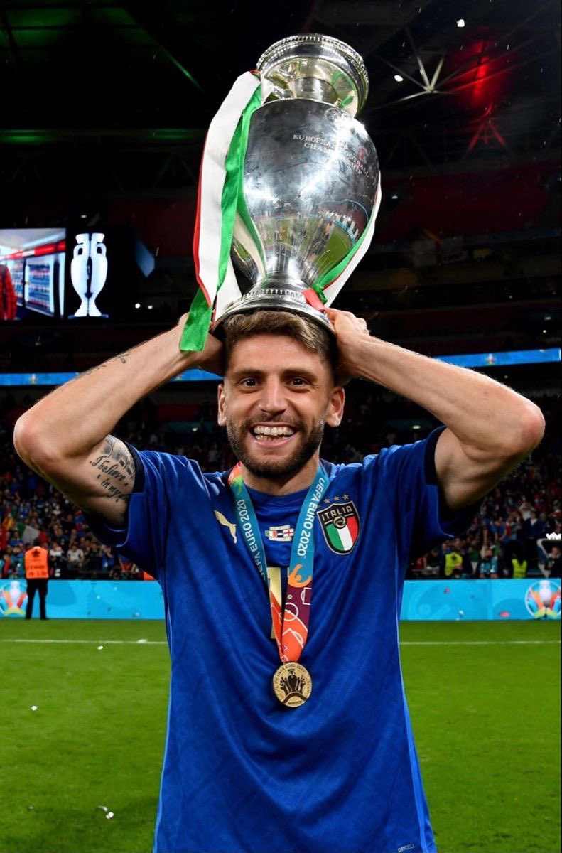 MathysAllaume's tweet image. 🔥 3‑0 pour Sassuolo !

Berardi Domenico Berardi envoie le 3‑0 ! ⚽💥 Sang-froid total devant le gardien, Sassuolo écrase l’Hellas Vérone 👀🔥