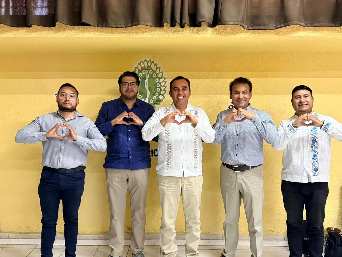 🎓✨ UTIM fortalece la transparencia en su Primera Sesión Ordinaria 2026.
Informe ejecutivo y estados financieros 2025 aprobados por unanimidad ✅.
#PorAmorALaUTIM #PensarEnGrande