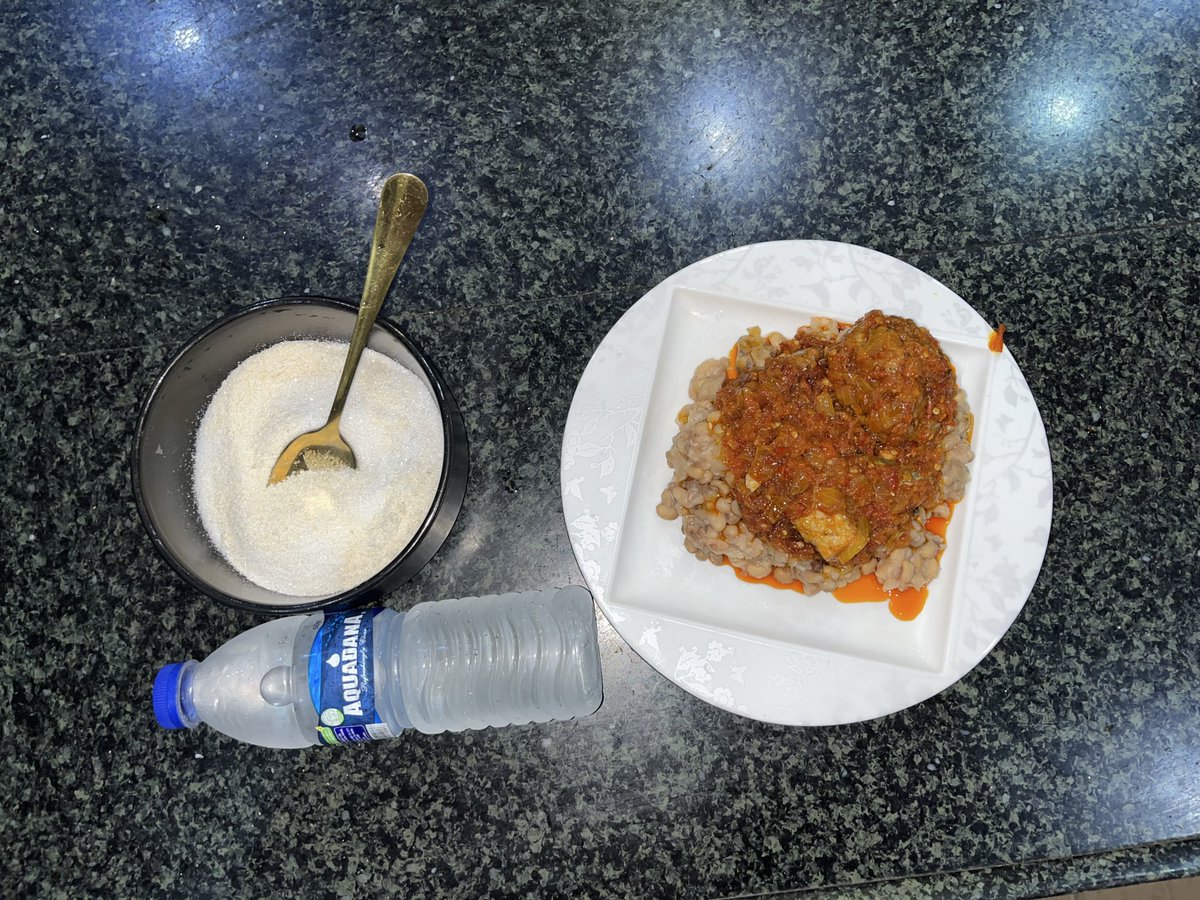 ayodejilwl's tweet photo. #meal https://t.co/1h7U3MqJOL