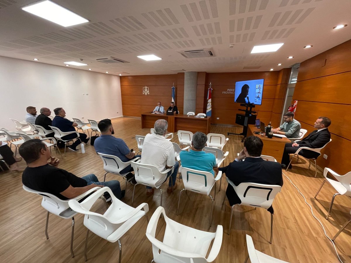 En audiencia del concurso de Vicentin por Algodonera Avellaneda, la firma pidió extender plazos y el juez dio tiempo hasta el miércoles para presentar un plan de pago. Trabajadores denuncian más de dos meses sin cobrar.