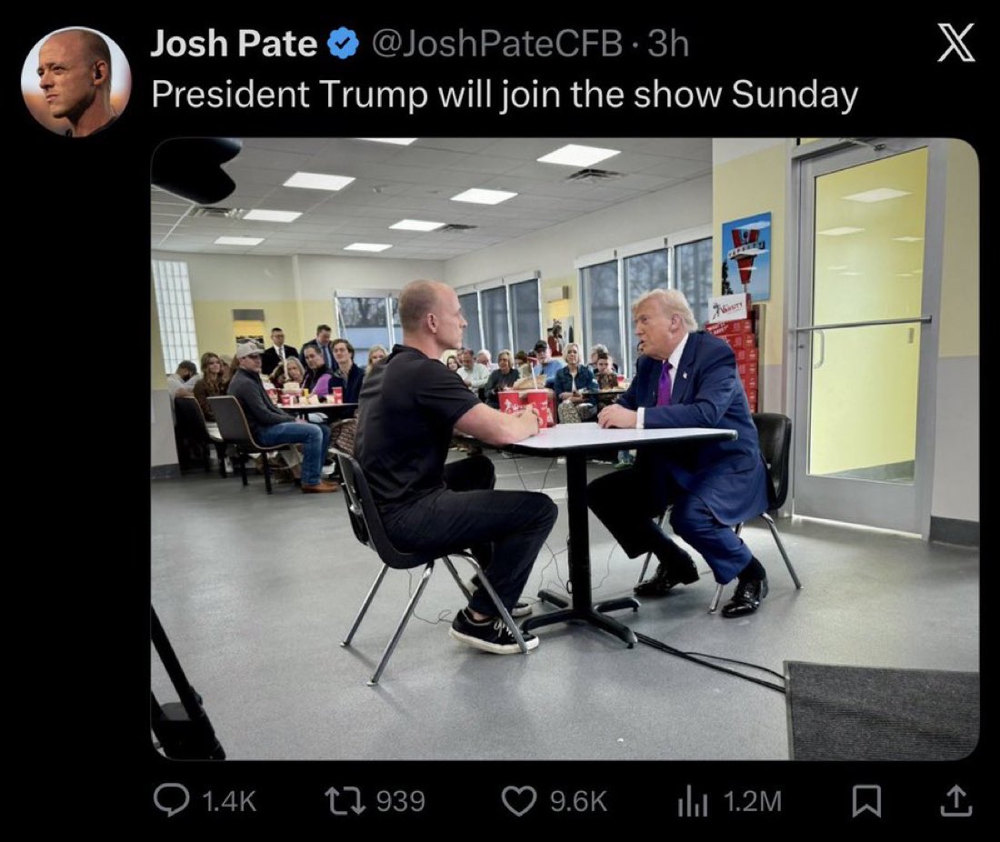 SubwayStatue's tweet photo. Tone deaf https://t.co/DFUlw9aLpt