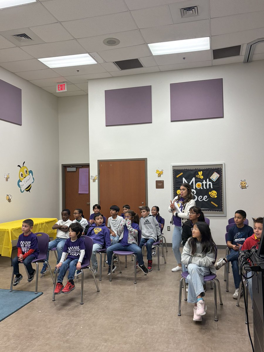 cperez_phe's tweet image. @PurpleHeart_ES #SISD #MathBee 
We Bee-lieve we can do amazing things! 🐝✨