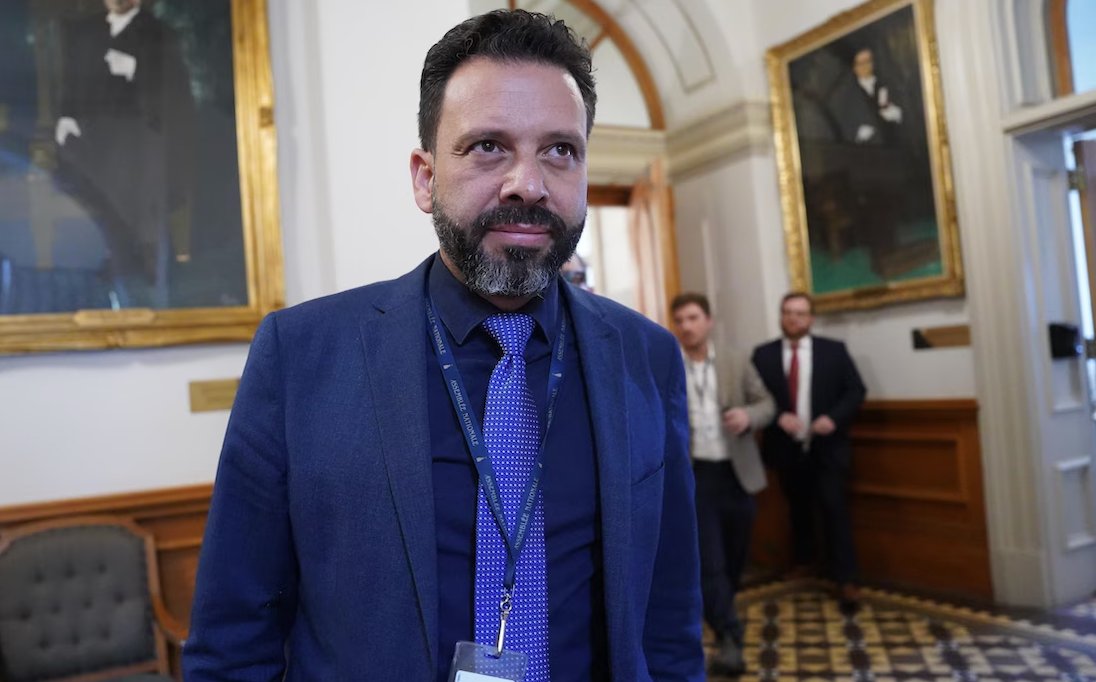 Haroun Bouazzi affirme que l’Assemblée nationale commet un génocide à son égard.