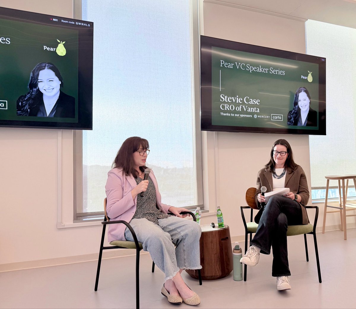elaine_prosgrow's tweet image. Just attended a @pearvc session with Stevie Case (CRO of @vanta) — one of the most practical talks I’ve heard on founder-led sales. #FounderLedSales #B2BSales #PricingStrategy #GoToMarket #PearVC #ProsGrowAI