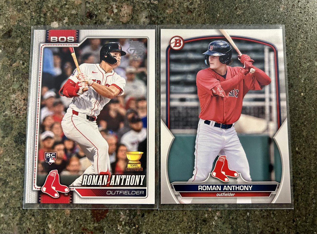 Giving away these two Roman cards. 😄

Nothing crazy, but good additions to any collection.

LIKE, RETWEET and FOLLOW to enter. Will randomly choose a winner tomorrow night at 6pm EST. 🫡