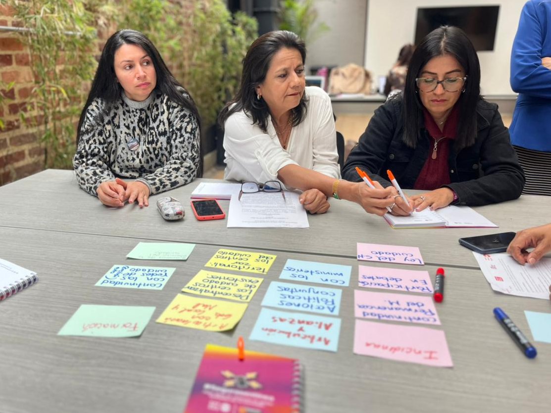 Red de Trabajadoras/es de Cuidados en Colombia tweet media