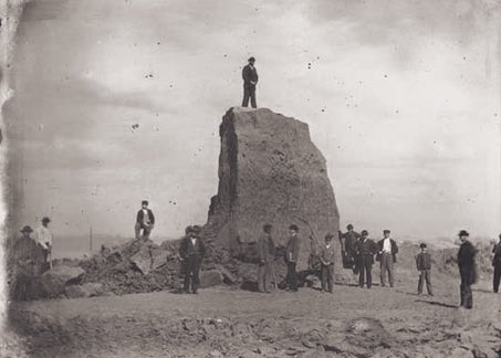 MoundLore tweet media