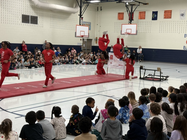 MrHarrisEE's tweet photo. Today we welcomed the Jesse White Tumblers. The students and staff enjoyed their acrobatic performance! https://t.co/SAPpn4MkOo
