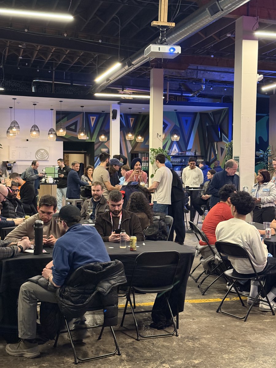 Joanna Tran tweet media