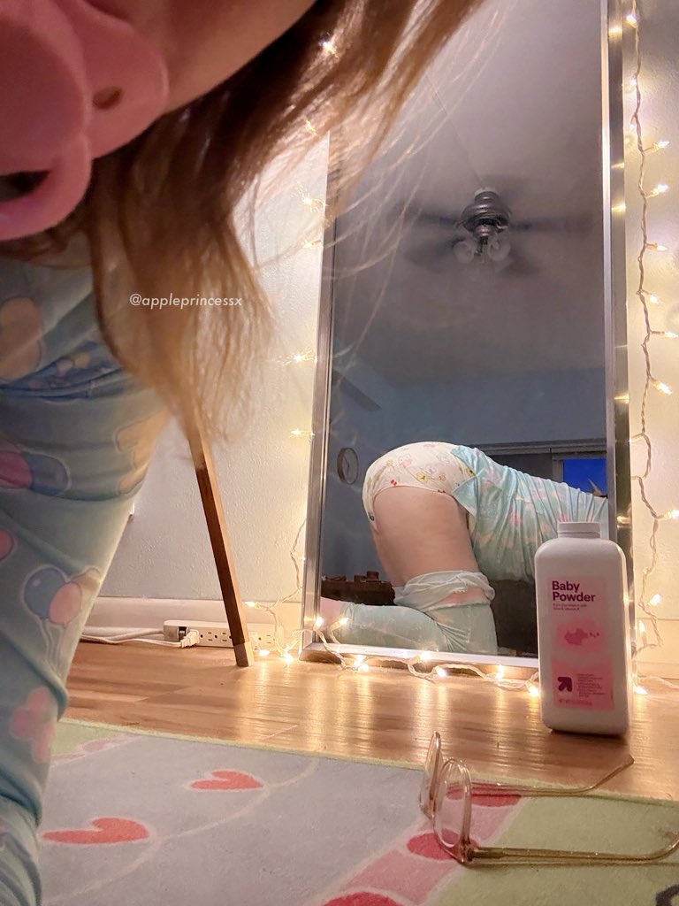 Apple Princess 🍎 ABDL tweet media