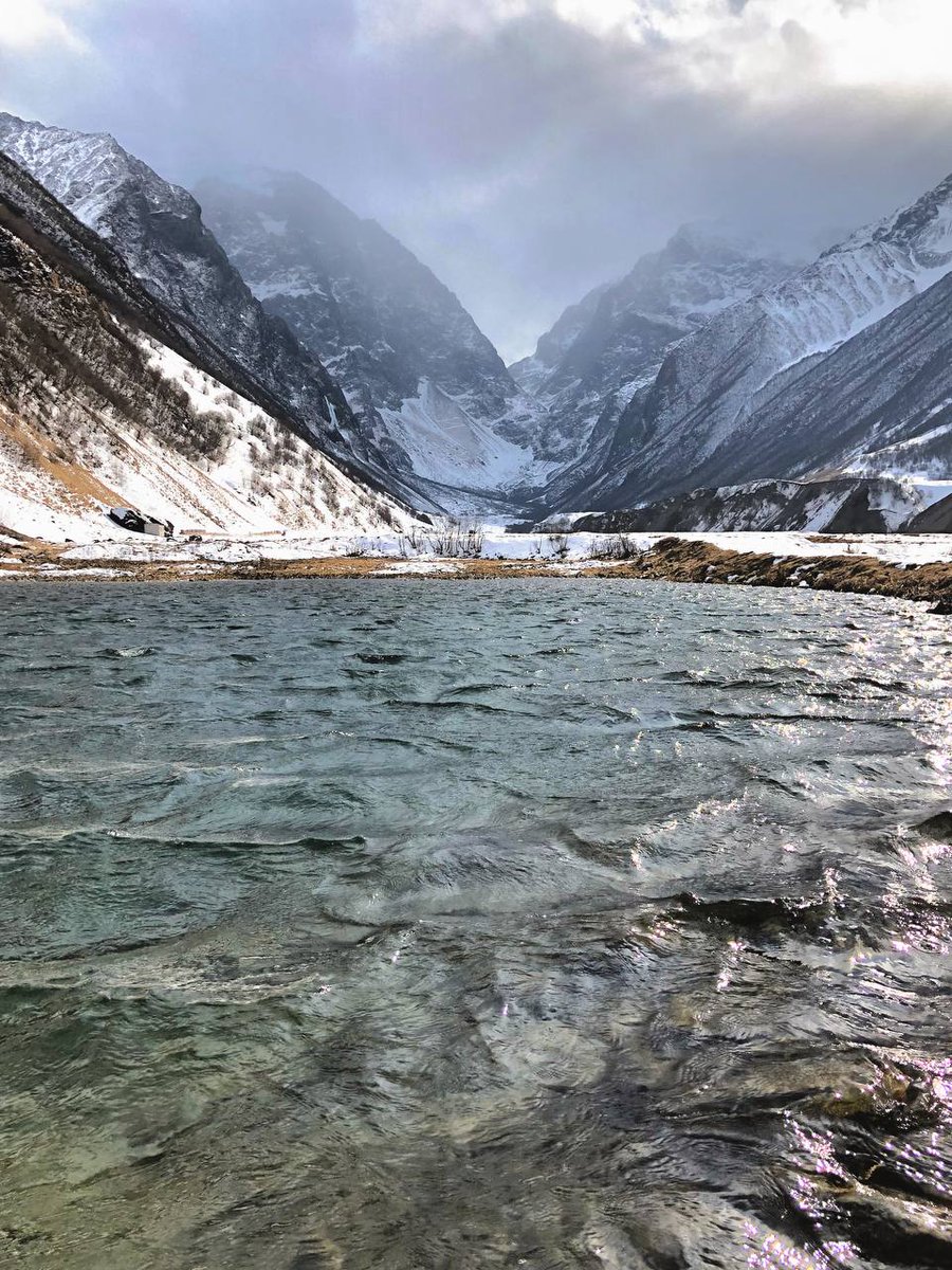 Сейчас в горах морозно и свежо

📷 А я всегда на старте и готов провести для вашей компании увлекательный незабываемый тур!
📷 Просто напишите мне в директ, по ссылке в шапке профиля или свяжитесь по тел. +7 952 561 4583 и я спланирую индивидуальное путешествие для вашей команды!