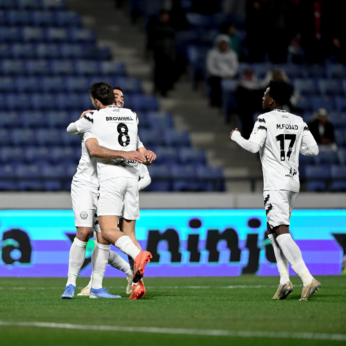 AlShabab_EN's tweet photo. What a duo! 😮‍💨🤍🖤
@Brownhill10 🤝 @Hamedallah_9 https://t.co/nB6FIReT1B