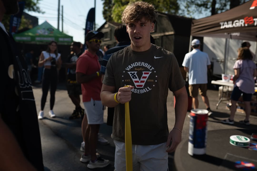 Tailgreeter tweet media