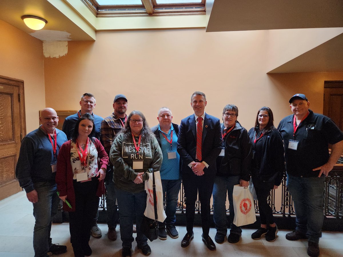 Rep_Jacobson's tweet image. Earlier this week, members of @tavernleaguewi from Portage and Waupaca County made the trip to Madison to discuss their priorities.

Whether its in the district or at the Capitol, I'm always happy to meet and discuss how state government can help local businesses thrive!