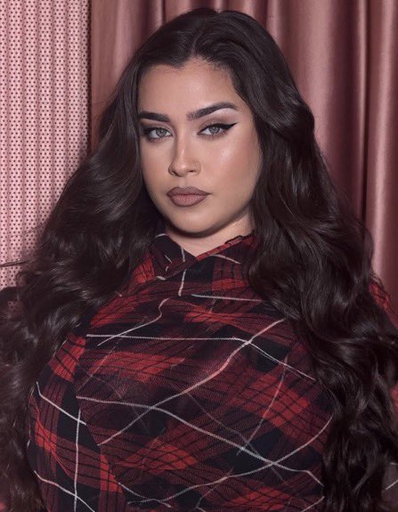 LAUREN JAUREGUI TÁ PARECENDO IA PQP QUE DEUSAAAA!!! LINDA MARAVILHOSA NINGUÉM ACIMA DE LAUREN JAUREGUI.