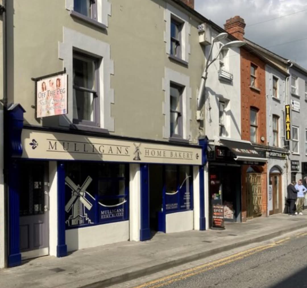 🇳🇬 we’d once again like to thank Mulligans bakery bridge street for sponsoring tomorrow’s home fixture between Strathroy Harps and Ballinamallard United reserves🇳🇬

Please note this game has been moved to Lisnagirr road 4G (Mountjoy) ko 2pm