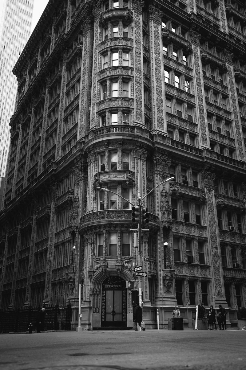 shotbyjazzmin's tweet image. Just in my architect bag!!! Them black and white will forever hit different..!!! 

📸🔥

#alwyncourt #architect #photography #blackandwhite #newyork
