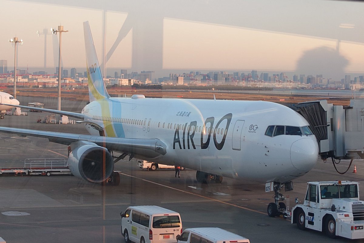 札幌に向けて飛～ぶ～よ～♪
