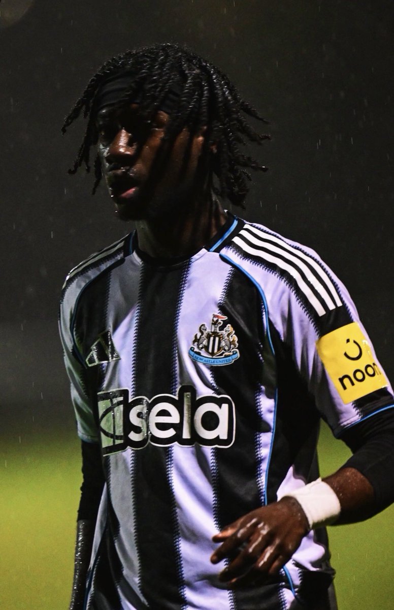 TomTalksToon tweet media