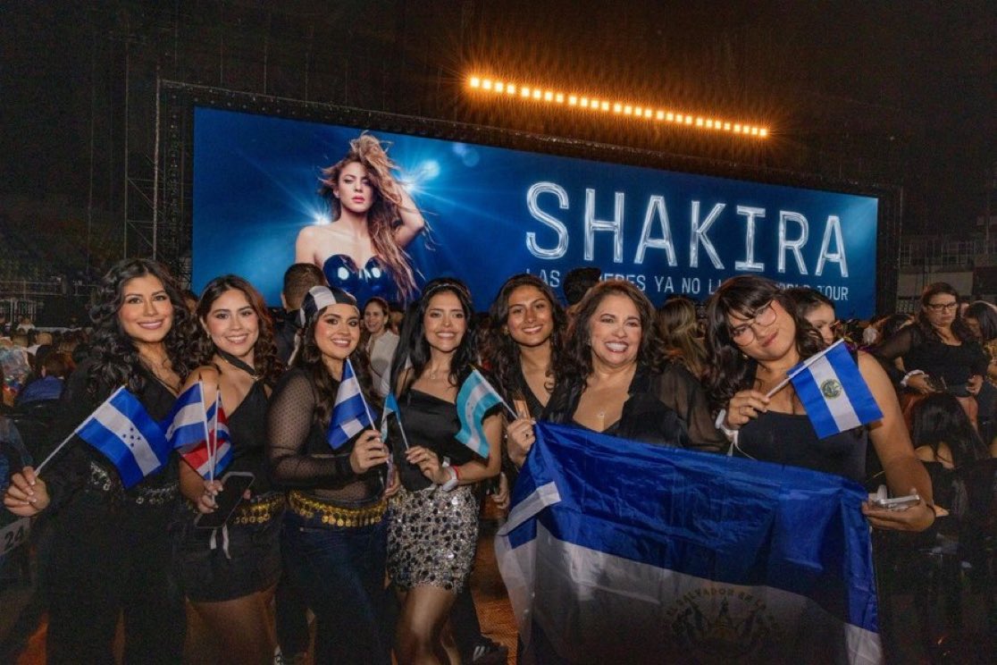#ElSalvador || Residencia artística de Shakira deja $110 millones en derrama económica; más de 231 mil visitantes ingresaron al país durante primera quincena de febrero.
Detalles 👉 radioyskl.com/2026/02/19/res…
