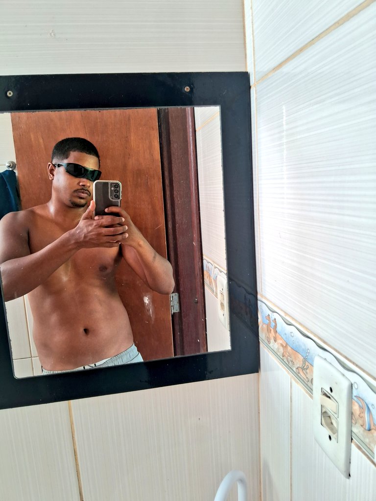 W7️⃣ tweet media