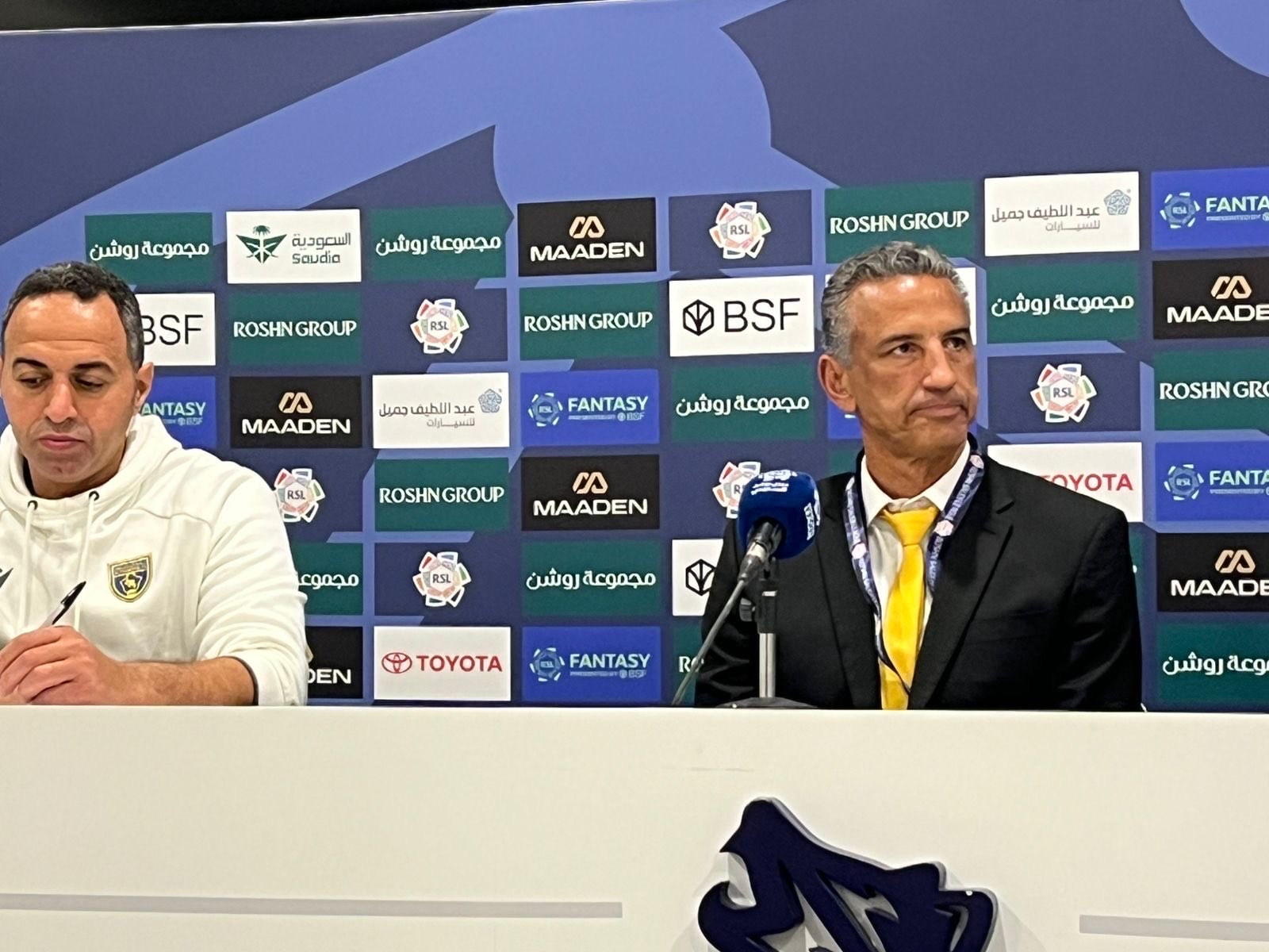 شاموسكا مدرب فريق التعاون في المؤتمر الصحافي : -دخلنا المباراة ونحن نريد الفوز وخصوصا بعد هذه الفترة العصيبة واليوم قاتلنا عكس المباراة السابقة لكن كان ينقصنا الحظ والمباراة بشكل عام جيدة وفي المجمل أدينا بشكل جيد ولن تؤثر النتيجة على المجموعة. #التعاون_الفيحاء 