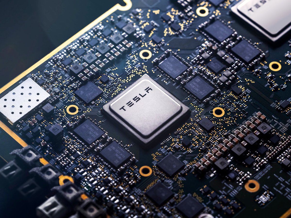 @alexdolbun tweet media