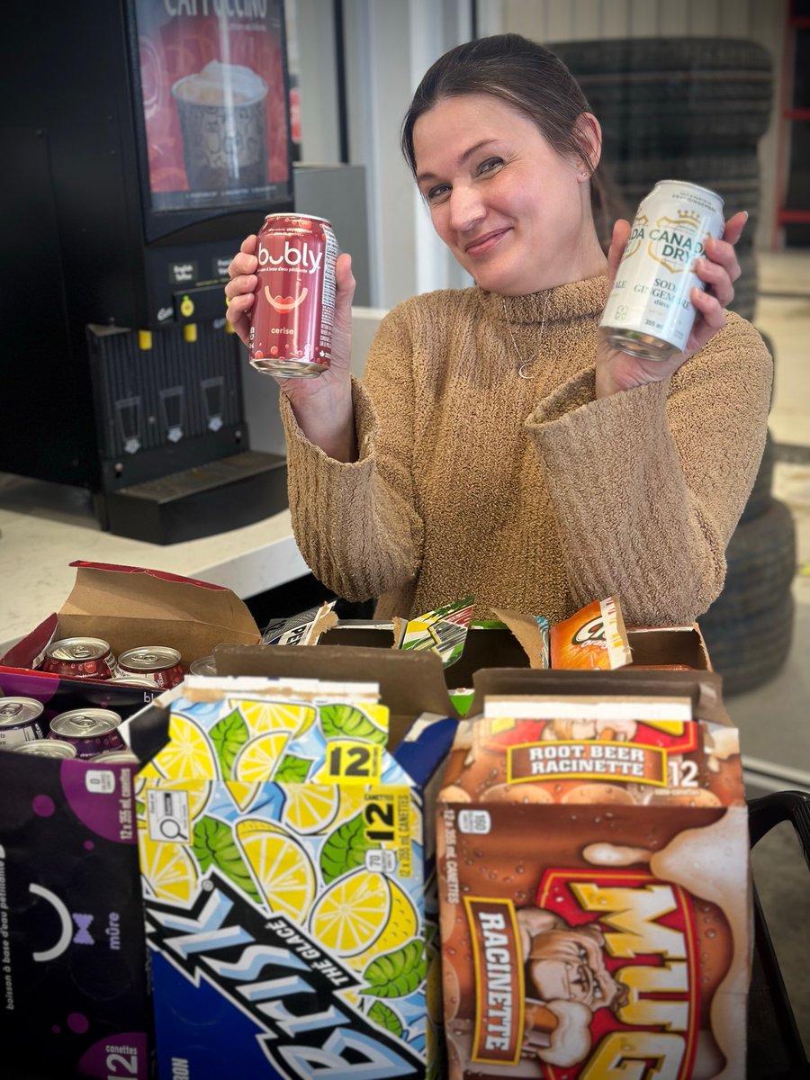 PrecisionToyBdn's tweet image. Behind every great dealership is someone covering the details.
Jennifer’s keeping our waiting room fridge fully stocked &amp;amp; ready for our amazing customers.
Now is she team Ginger Ale or Bubly⁉️ Guess👇🏻

📍404 18th St N
🌍 precisiontoyota.ca 
#brandonmb #precisiontoyotabrandon