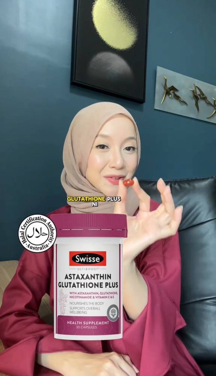 QueenTelekungSK's tweet photo. PERGI LA BELI SEMUA YANG DR WINA ADVICE TU SUMPAH MENJADI ON MY SKIN.  🥹🎀✨ tqsm dr!!!!!

Balm — keluarkan whitehead, sebaceous filament
Astaxanthin — Cerahkan satu badan 
Glycolic acid — Buang daki
Skin filler — Hilangkan fine line
1004 ampoule — Kecilkan pori https://t.co/DbGWSbC2a3