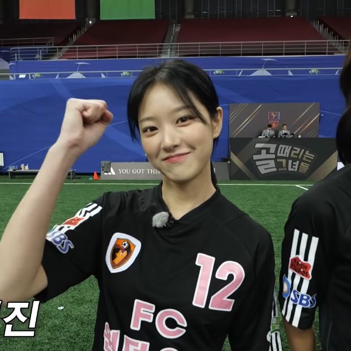 Let’s wear #12 with Mama