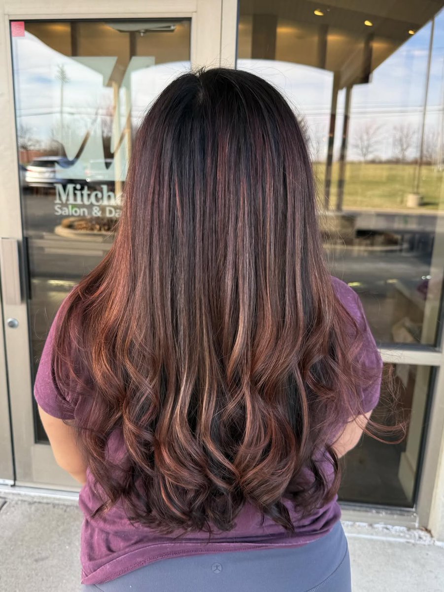 Mitchell's Salon tweet media