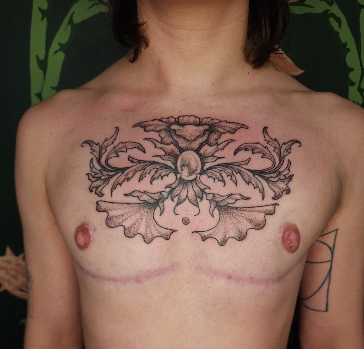 asa_ora's tweet photo. Recent tattoos. More on Insta. Books always open. 🫶 #tattooartist #illustrativetattoos #brooklyntattoo https://t.co/nBKVFG2vsM