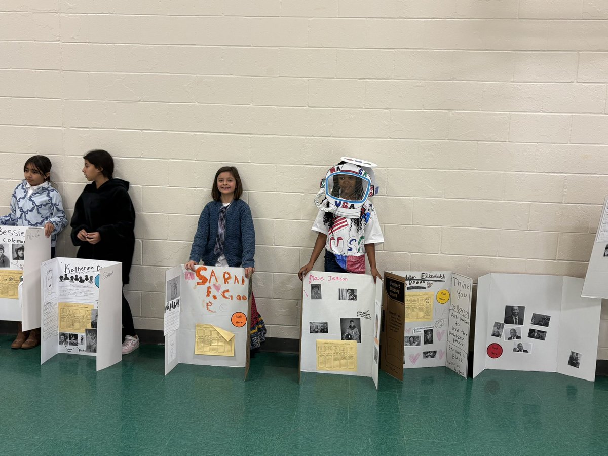 🐼  🎀  𝒯𝓇𝒶𝐿𝒾𝓈𝒽𝒶  🎀  🐼 tweet media