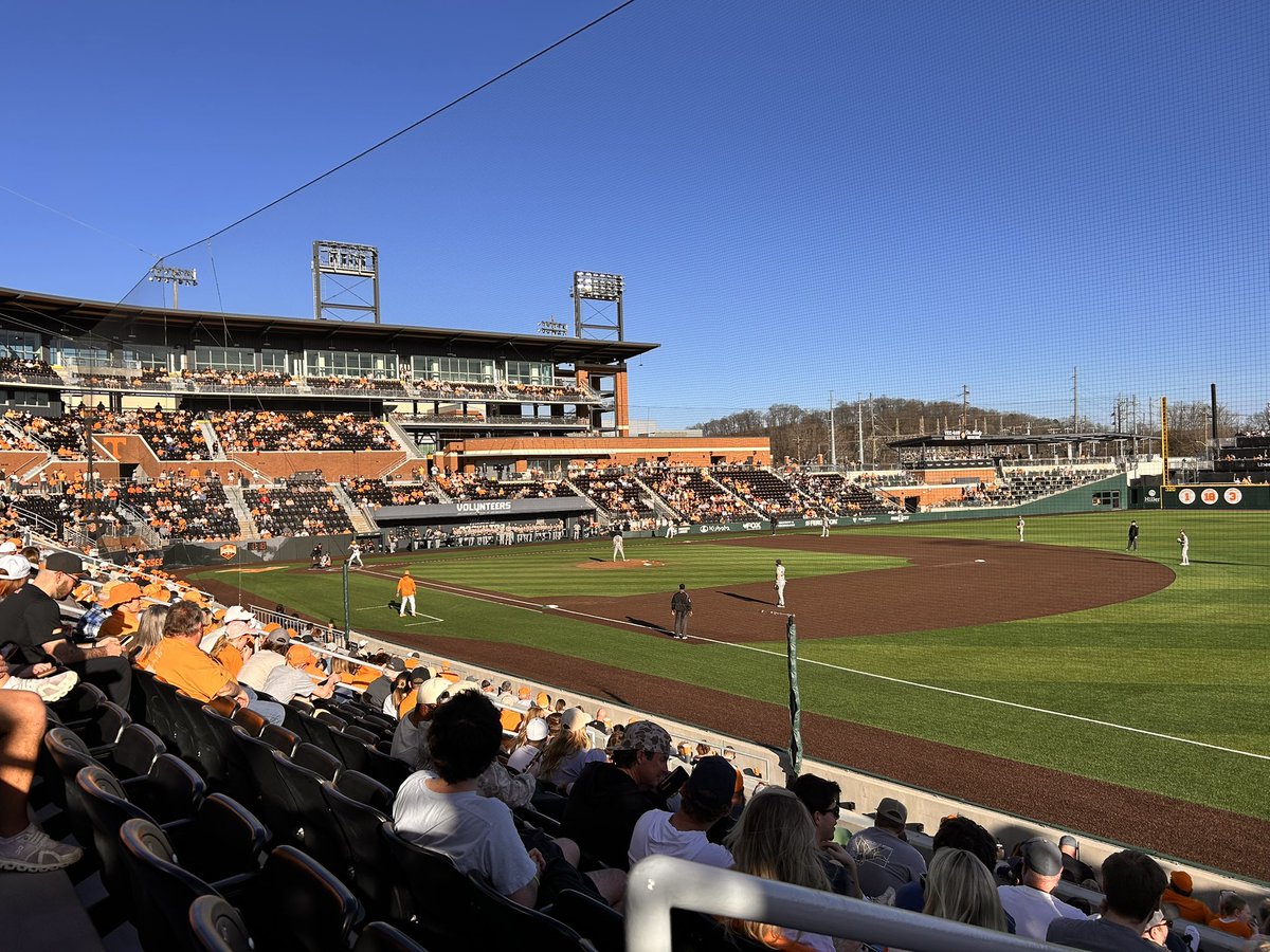 Last Nut Standing tweet media