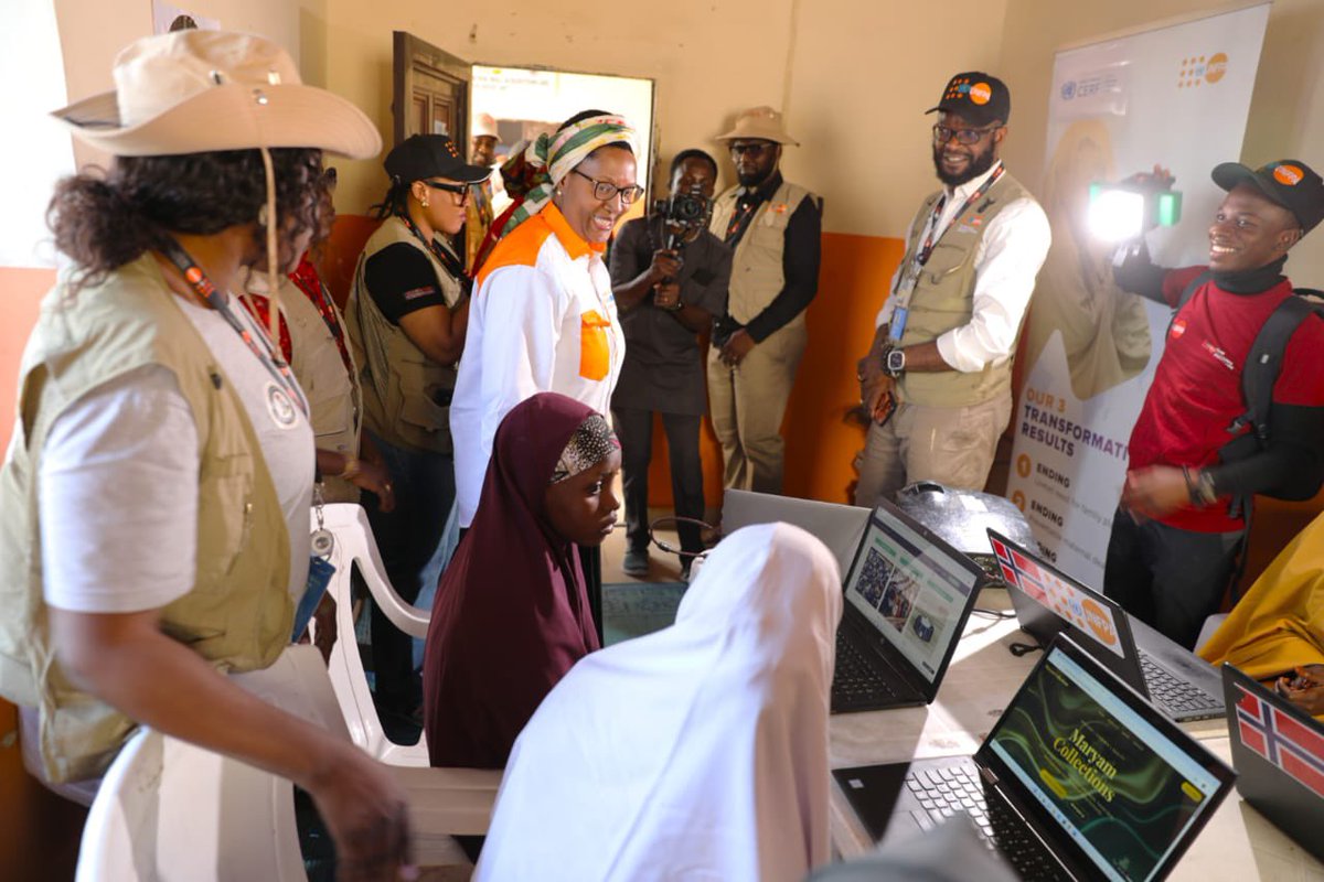 muriel_mafico's tweet photo. 📍#Maiduguri #Borno 🇳🇬

In Maiduguri, Borno State this week, I visited an integrated health facility in Muna camp which is providing lifesaving #reproductive #health, #protection services and skills training to internally displaced women and girls.  Managed by Ministry of Women’s Affairs with support from @UNFPANigeria, the integrated facility is a lifeline. 

 Despite immense challenges at the camp and host community, I met women and girls determined to rebuild their lives after protracted displacement which disrupted livelihoods and access to services. 

In awe of the #nurses, #midwives and team of #volunteers for their unwavering commitment and dedication.