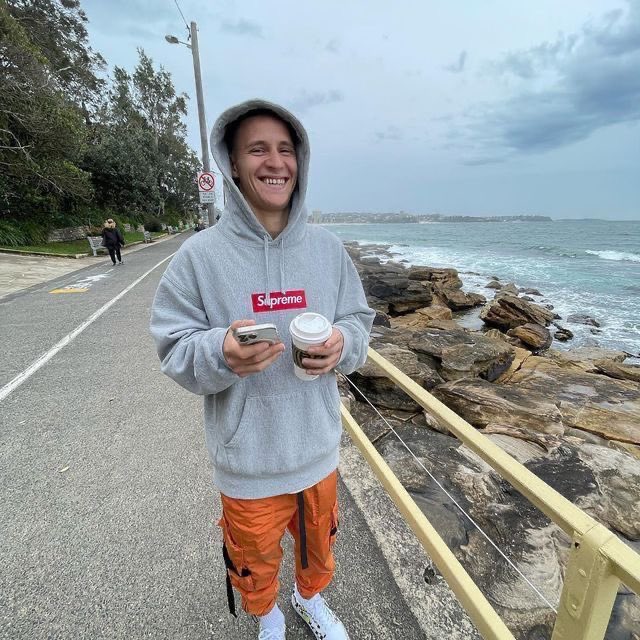 𝑀 𖤐 (greg love acc) tweet media