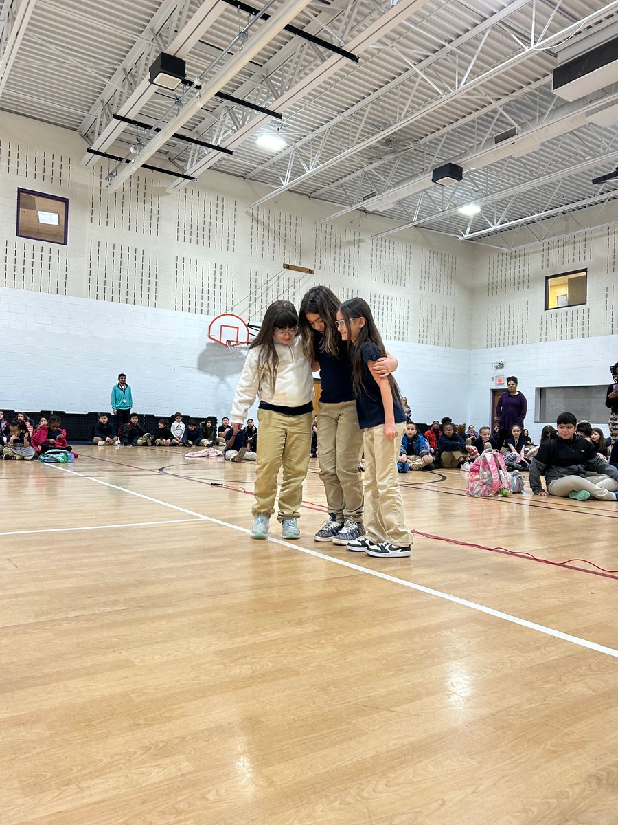 LaCasaWI's tweet photo. Jumping for heart health! 💓

We wrapped up the Kids Heart Challenge with @American_Heart! 

Students who completed Finn’s Fundraising Mission got to tattoo a teacher &amp; the class with the most registrations won jump ropes to keep moving at home! 🏃‍♀️💛

#LearningThroughActivity https://t.co/YklkJhJZt6