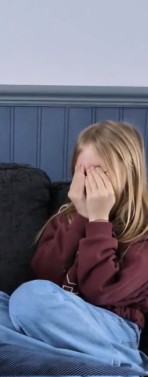 Lindz55x's tweet photo. My little girls reaction to @Scottlarock5 Cameo 🥰🥰🥰 thank you so much! Really made her day, she was in complete shock and keeps asking to watch it again and again 💙💙 amazing!! Next on her list is to meet you all 🤞🤞🤞 (my wish too) https://t.co/iob9i0mgrc