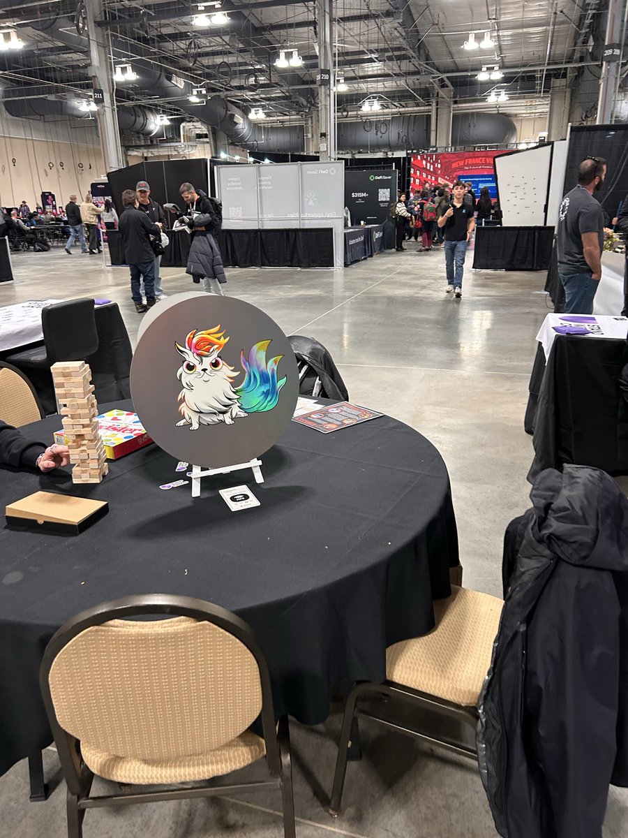 Librarian Prime tweet media