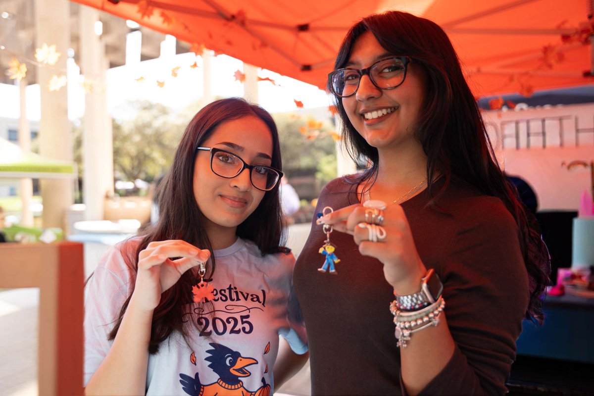 UT San Antonio Carlos Alvarez College of Business tweet media