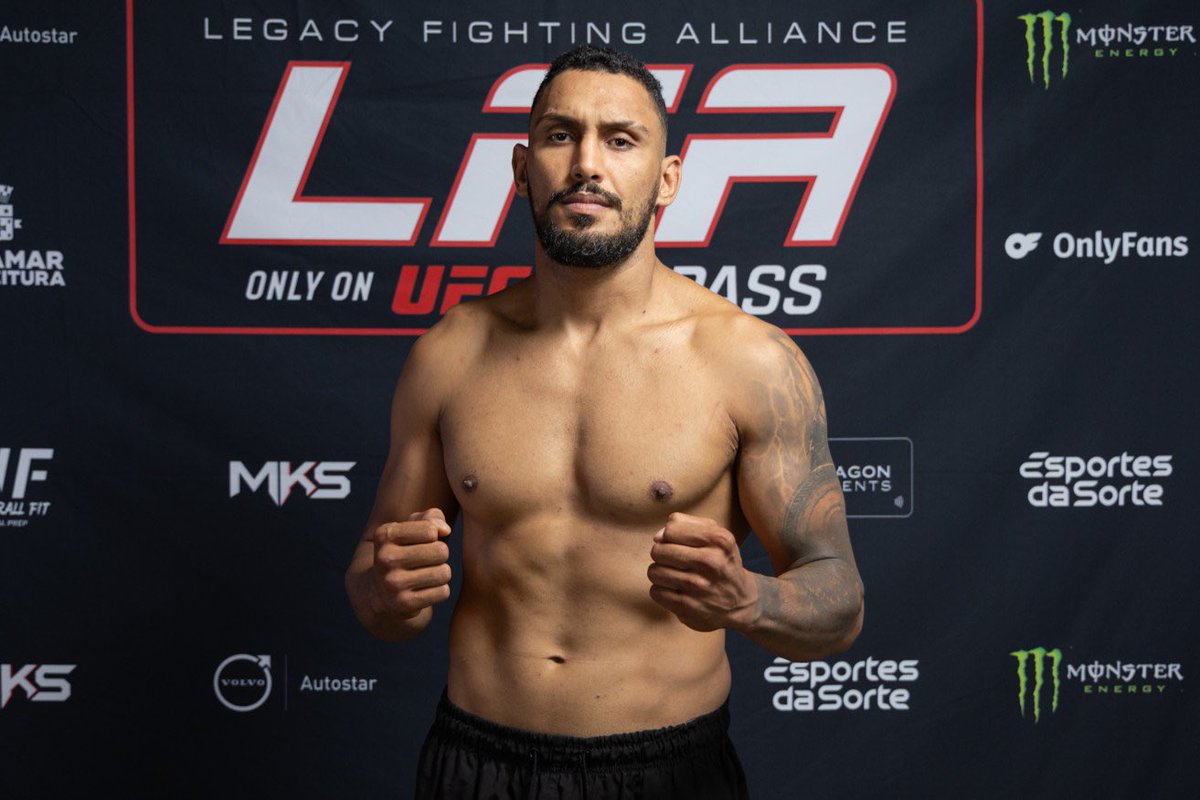 WWeight_Wagers's tweet image. 💰 UFC Mexico Official Bet:

Parlay -151 2.5u
Edgar Chairez ML
Ryan Gandra ML

Bunes seems early sub or bust to me. Favor Chairez on the feet a good bit, favor his cardio at elevation and hes a good grappler himself. Jose Medina will never win a UFC fight

#UFCMexico