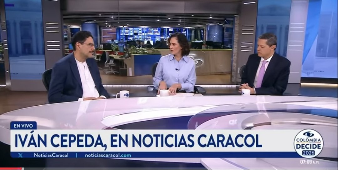Este #FelizViernes si uno analiza con serenidad la entrevista de Iván Cepeda Castro  <a href="/IvanCepedaCast/">Iván Cepeda Castro</a> hoy en Noticias Caracol <a href="/NoticiasCaracol/">Noticias Caracol</a>, lo primero que queda claro es que no estamos frente a un candidato improvisado ni ante un discurso construido para el aplauso fácil. Lo